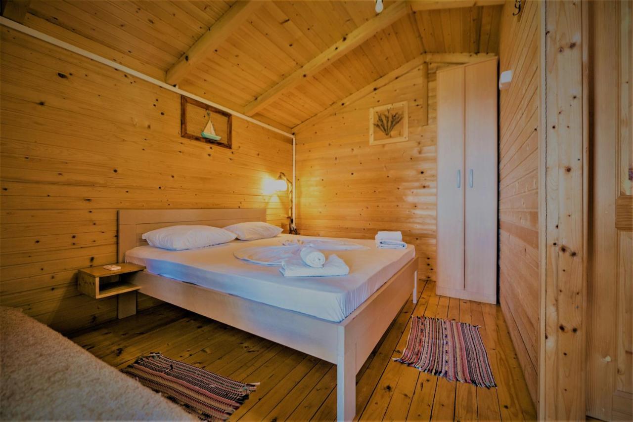 Holiday Park Olive Tree Улцин Екстериор снимка